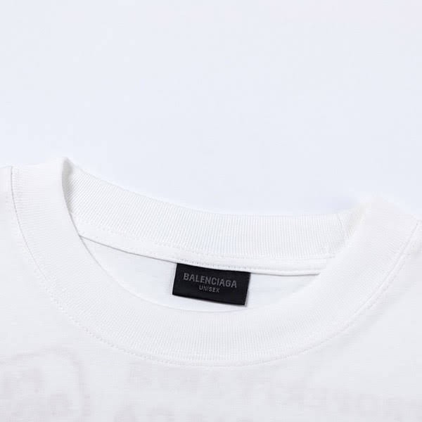 バレンシアガ ロゴ半袖Tシャツ 偽物 ban43629